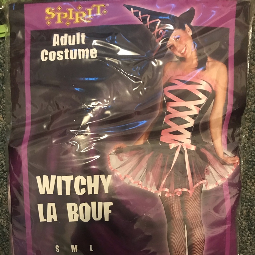 Women’s medium witch costume